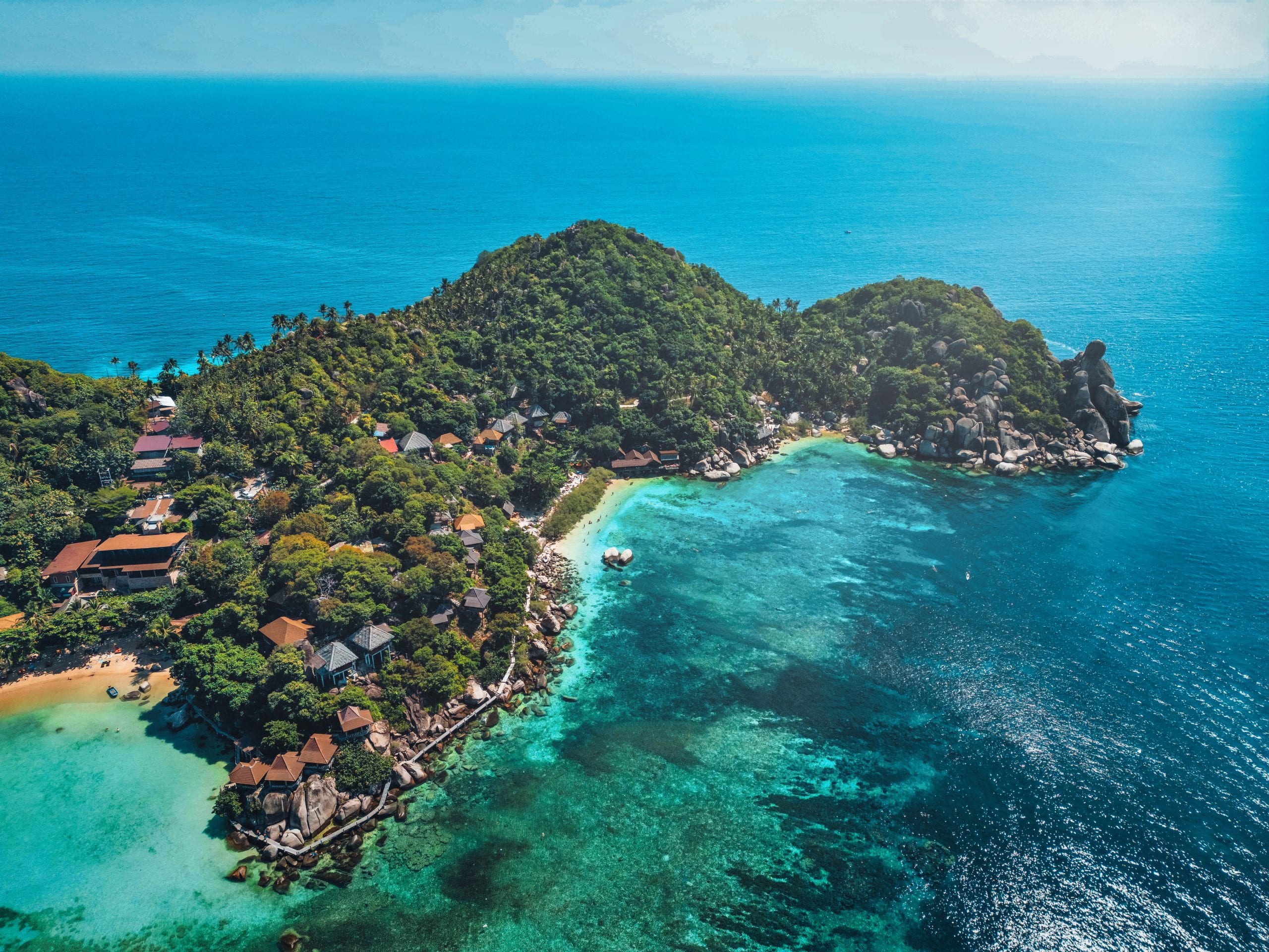 A snorkelling stop on the Koh Tao island tour route