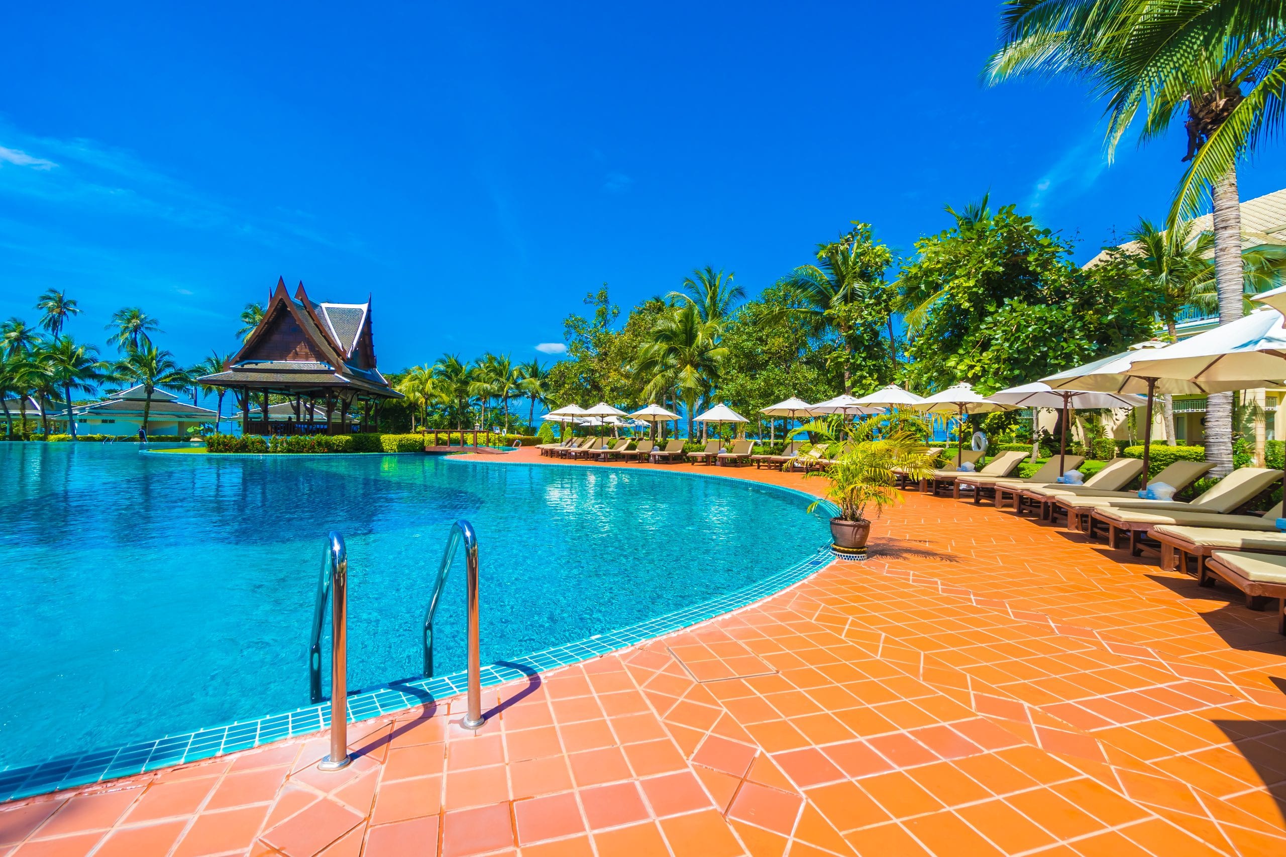 A premium stay on Koh Tao, private pool and space away from the strip